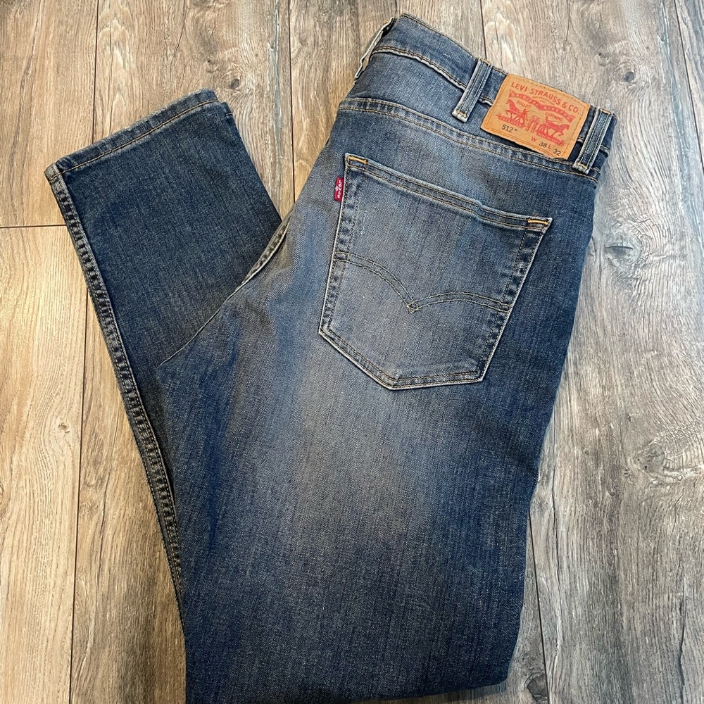 Levi's Men's Dark Blue Straight-Leg Jeans